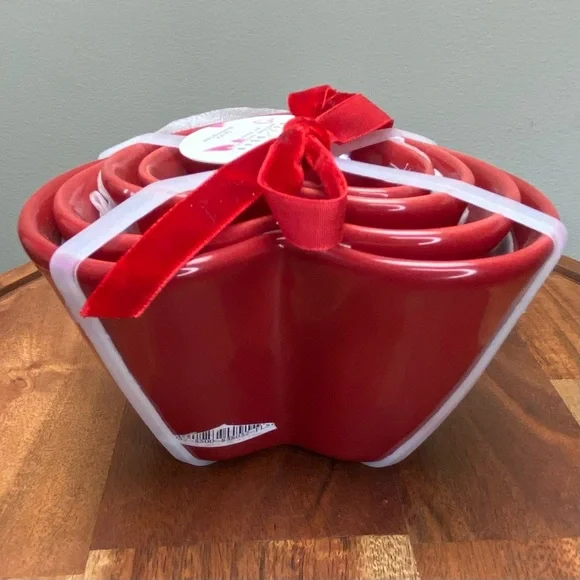 RAE DUNN 3D Heart Mug & Heart Measuring Cups Set - Picture 7 of 11